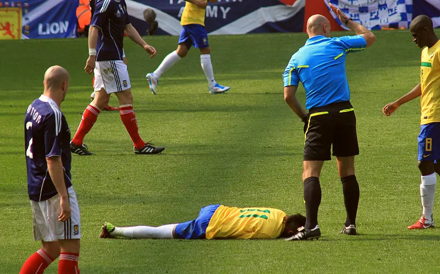C罗的二十年：从边路过人到禁区终结者·跑动轨迹解析·传奇评传